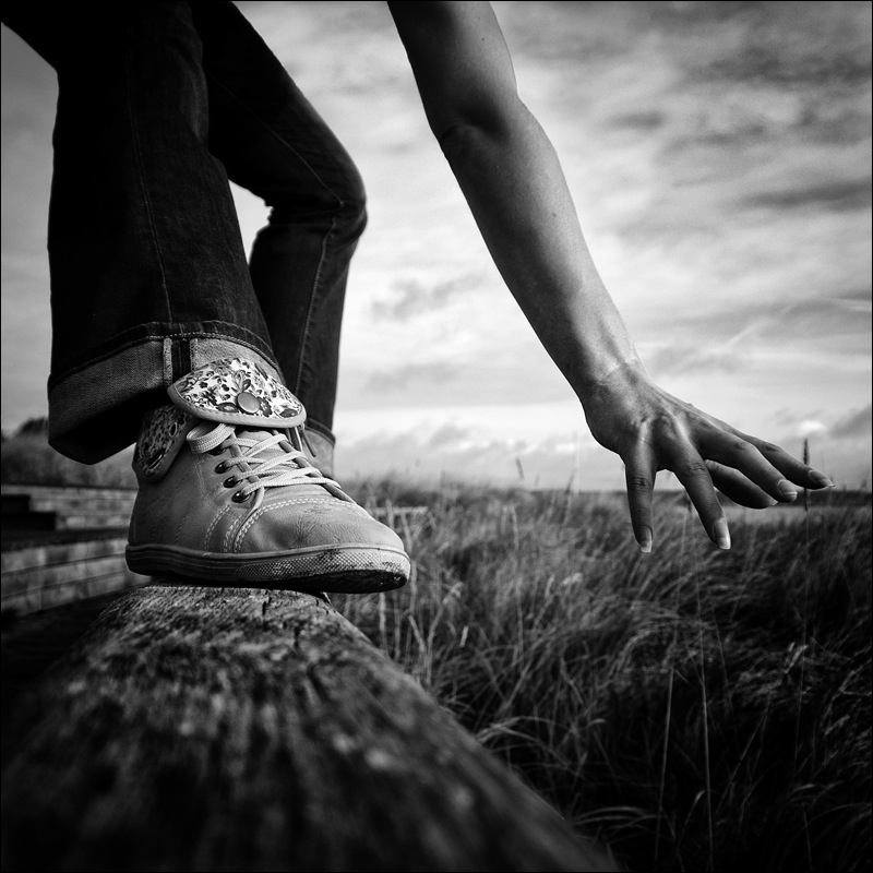 hand and shoes